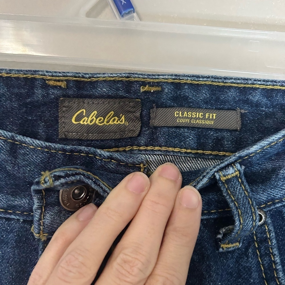 NWT Cabela’s Men's Classic Fit Blue Jeans, Size 32x32 - Picture 3 of 7
